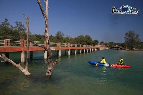 Hotel The Blue Sky Resort @ Koh Payam