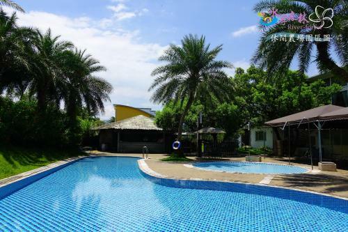 River Forest Resort Hotel
