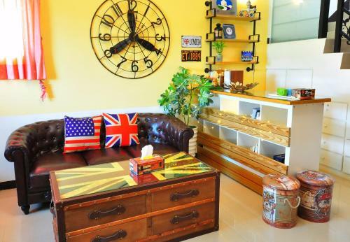 Bed & Breakfast Happy Orange Homestay