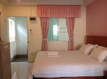 Hostal Grandma Kaew House