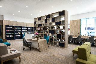 Hotel Pinetree Marina Resort