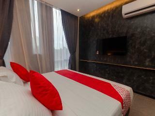 Solid Hotels
