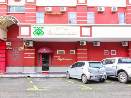 Oyo 43930 Hotel Esplanade