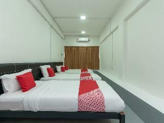 Hotel Oyo 43993 Madsuite