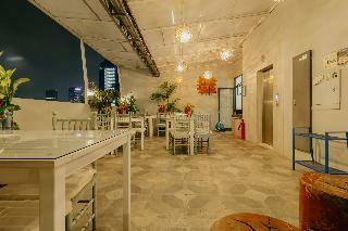 Hotel Urbanest Inn House Tb Simatupang