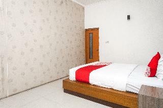 Hotel Oyo 681 Wisma Family Raya