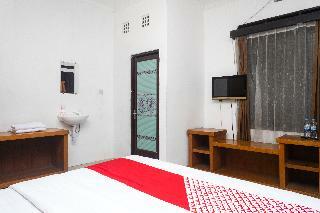 Hotel Oyo 681 Wisma Family Raya