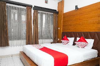 Hotel Oyo 681 Wisma Family Raya