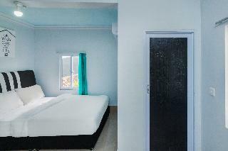 Hotel Oyo 2485 Darisa Marshall Kost Syariah