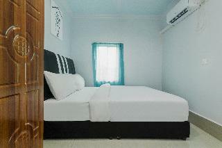 Hotel Oyo 2485 Darisa Marshall Kost Syariah