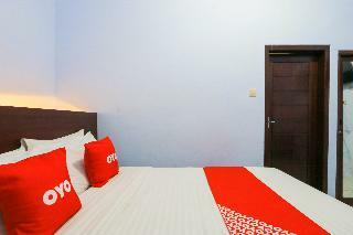 Oyo 2453 Artha Graha Vip