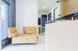 Hotel Oyo 2308 Seven Season Residence