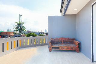 Hotel Oyo 2308 Seven Season Residence