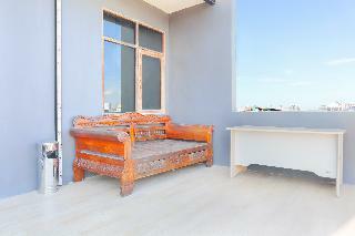 Hotel Oyo 2308 Seven Season Residence