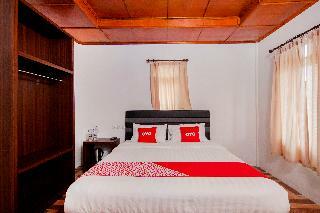 Oyo 1812 Dg Inn