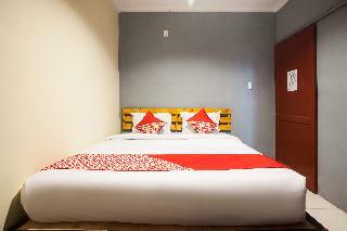 Hotel Oyo 990 Stadion Residence