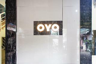 Hotel Oyo 990 Stadion Residence