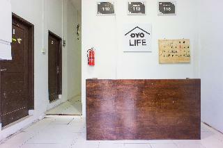 Hotel Oyo 2366 Gatsu Kost