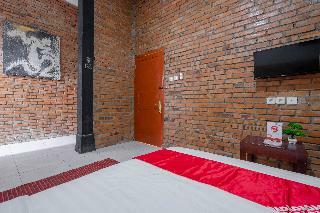 Hotel Oyo 2380 Alea Guesthouse