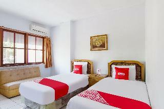 Hotel Oyo 1781 New Valentino