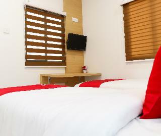 Hotel Oyo 1191 Monalisa Residence And Cafe