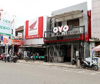 Hotel Oyo 1191 Monalisa Residence And Cafe