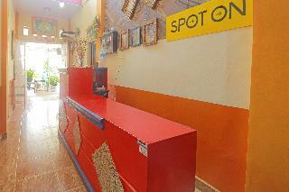 Hotel Oyo 1587 Graha Homestay