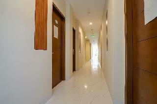 Oyo 1574 U_xpress Hotel