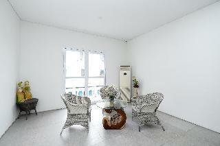Hotel Oyo 2298 Jebres House