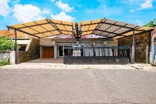 Hotel Oyo 2281 Omajo