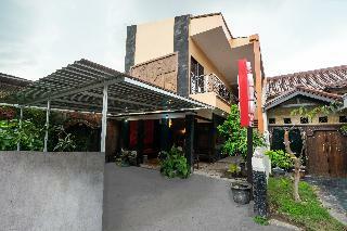 Hotel Oyo 2285 Art Guest House Syariah
