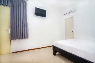 Oyo 2339 Jennaira Kost