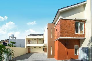 Hotel Oyo 2348 Omah Lasaro Exclusive
