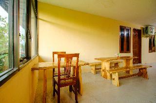 Hotel Oyo 2476 Maguwo Indah Homestay