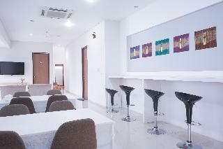 Hotel Mk House Tendean
