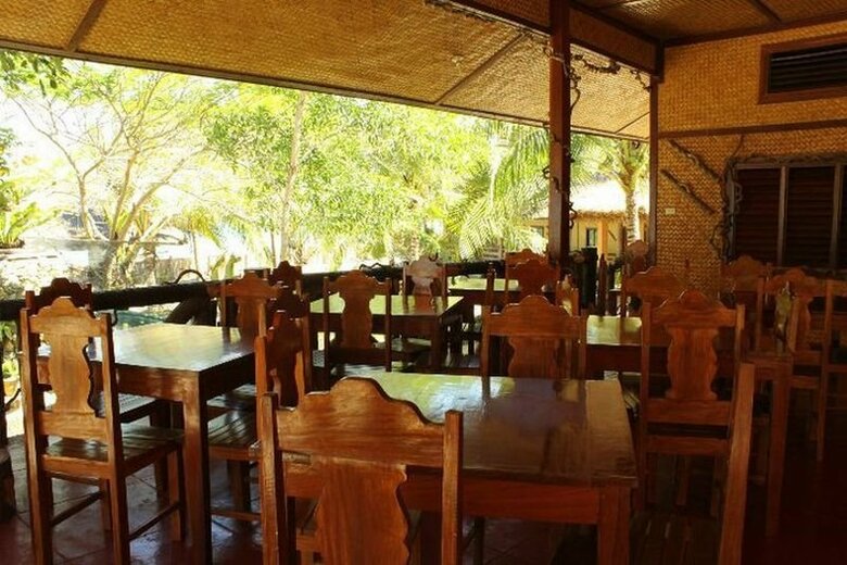 Hotel Nitivos Beach Resort