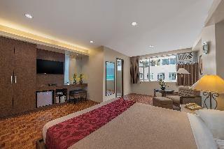 Tropicana Suites Hotel