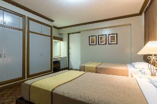 Tropicana Suites Hotel
