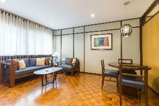Tropicana Suites Hotel