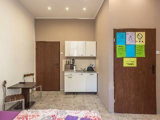 Aparthotel Queens Apartments