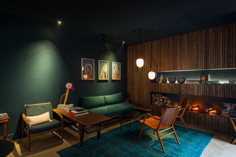 Coq Hotel (Community Of Quality)