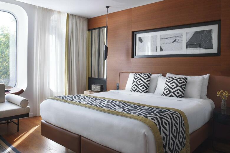 Hotel Renaissance Paris Republique