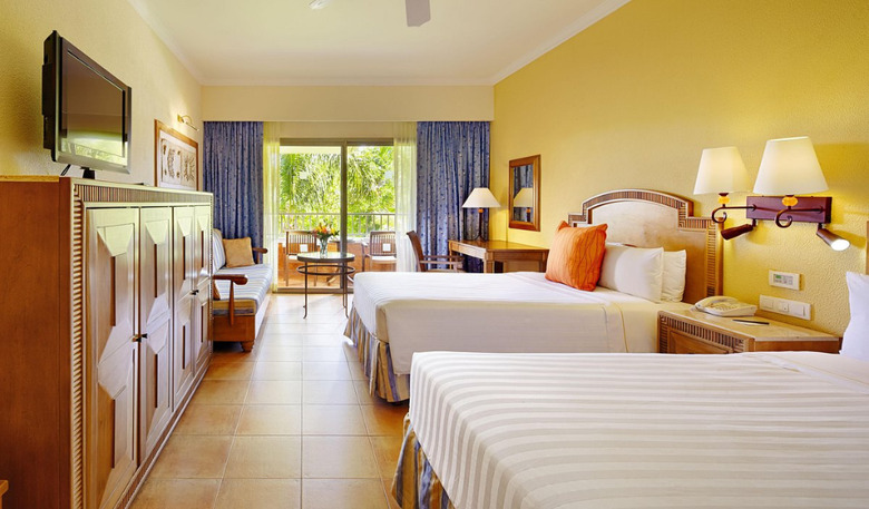 Hotel Barcel� Maya Tropical