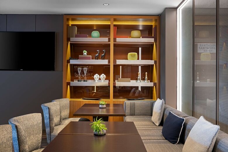 AC Hotel Gav� Mar By Marriott