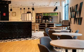 Hotel Express By Holiday Inn 1 Night (.)