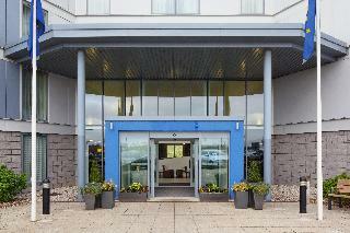Hotel Express By Holiday Inn 1 Night (.)