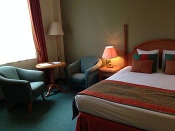 Coulsdon Manor 'a Bespoke Hotel'