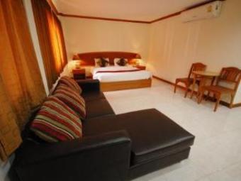 Golden Land Hotel