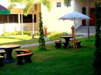 Golden Land Hotel