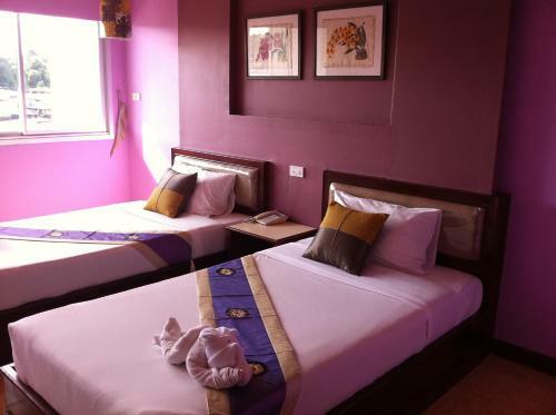 Hostal A Mansion Hotel